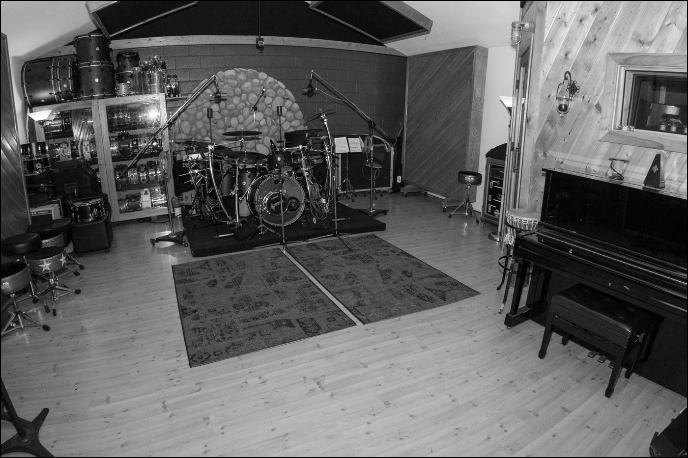 The Doghouse Studio - Los Angeles